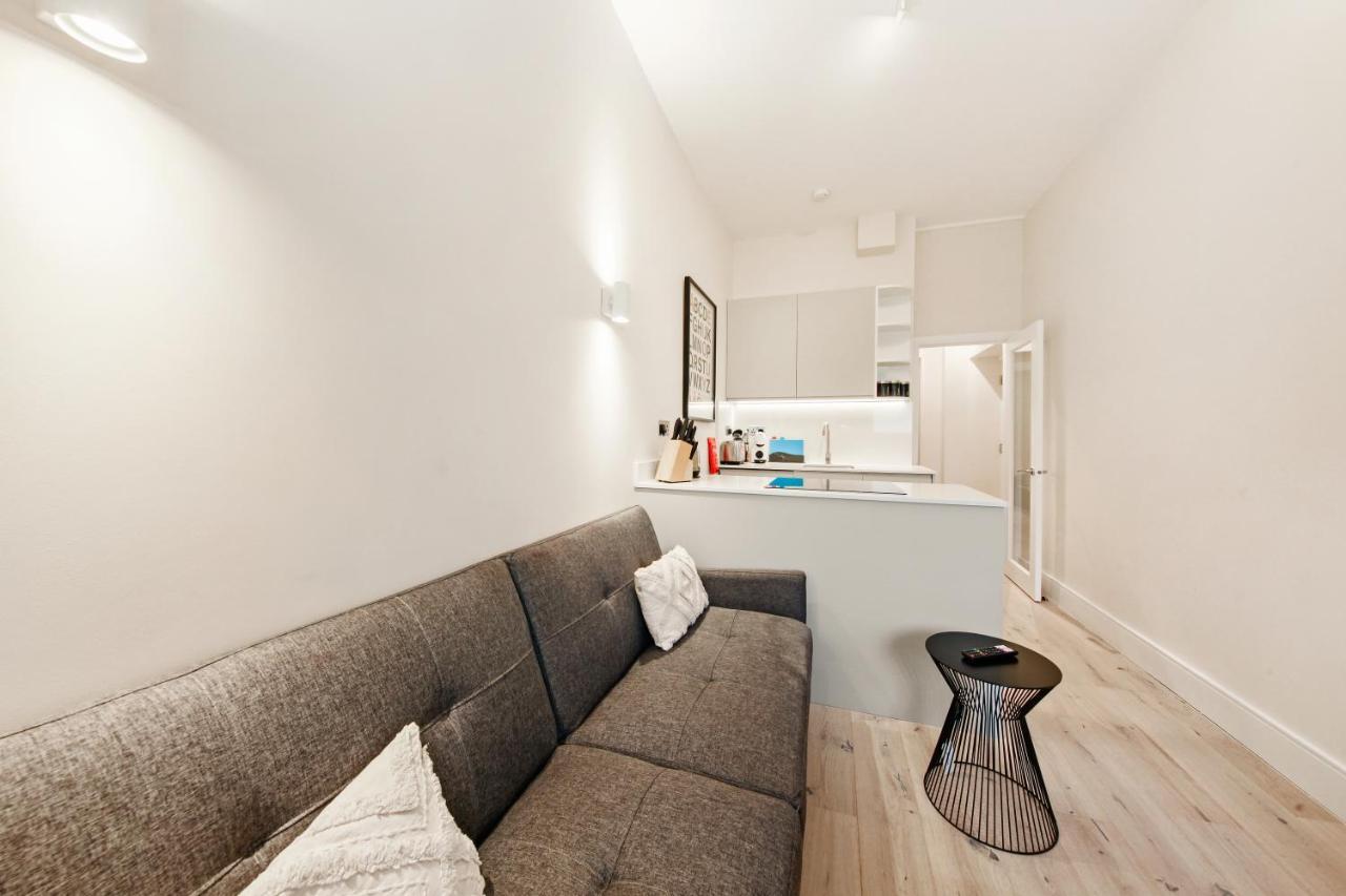 Modern In Paddington Free Wifi By Aparts Apartment London